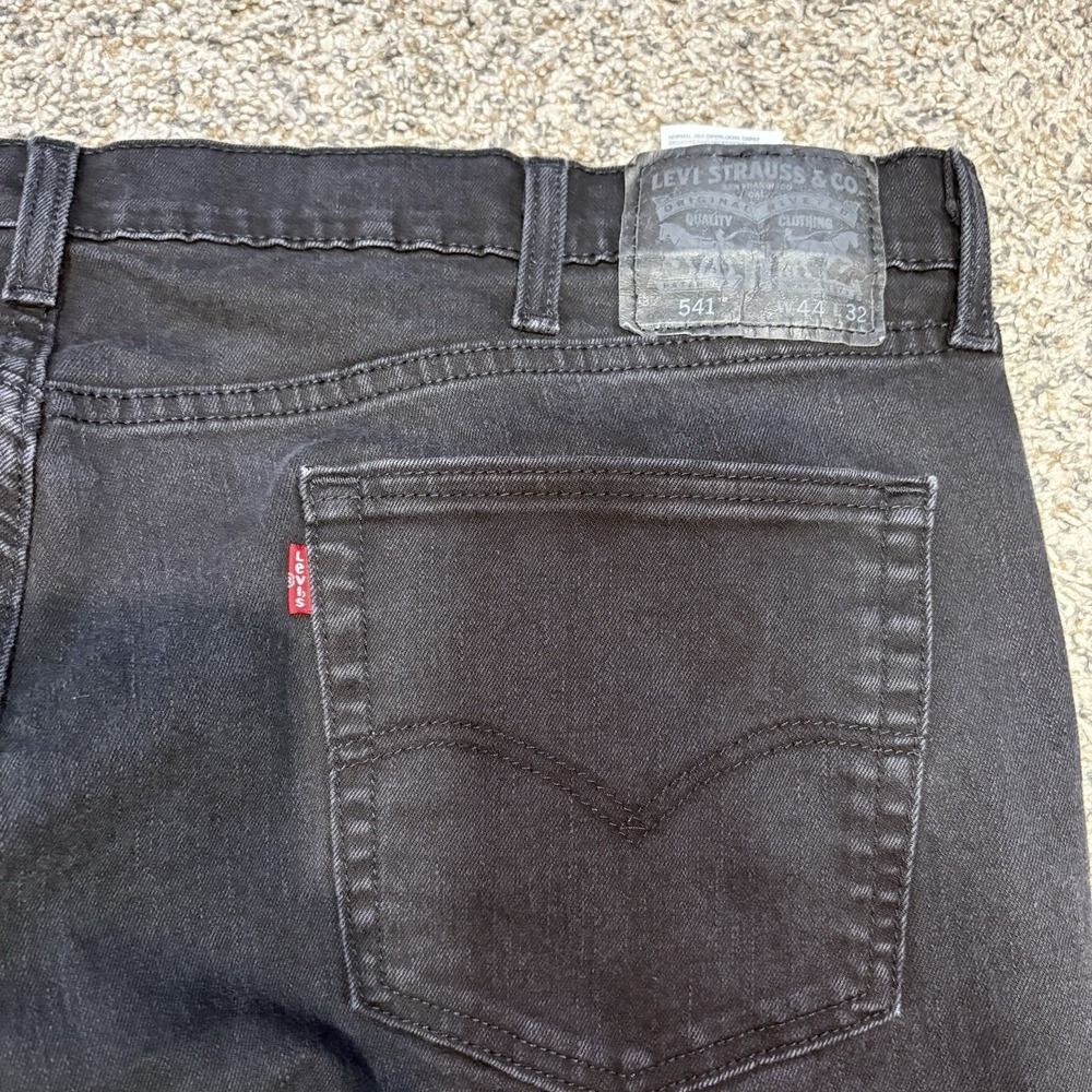 Levi's 541 Men's Black Wash Jeans‎ W44 L32 Athletic Taper Stretch - Picture 7 of 16